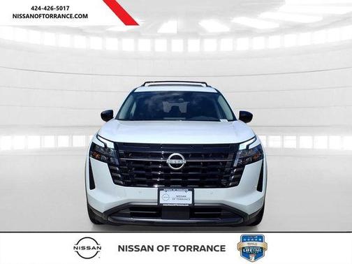 Everest White P 2026 Nissan Pathfinder SV
