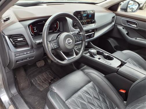 2022 Nissan Rogue Platinum