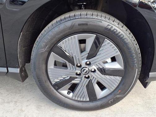 Black 2026 Nissan Murano SL