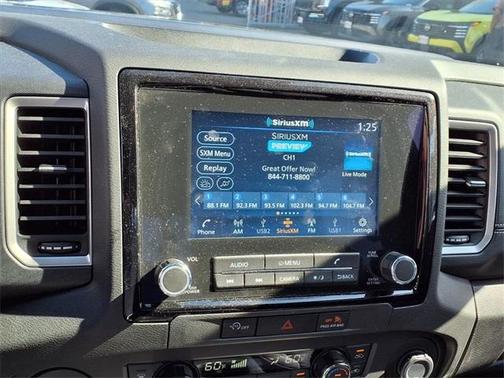 2024 Nissan Frontier SV