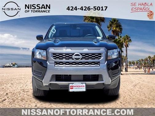 2025 Nissan Frontier SV