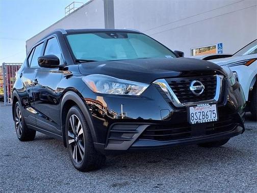 2020 Nissan Kicks SV