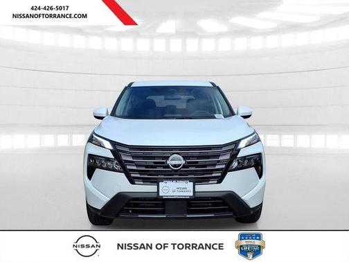 Pearl 2026 Nissan Rogue SV