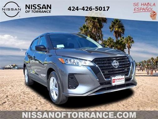 2025 Nissan Kicks Play S