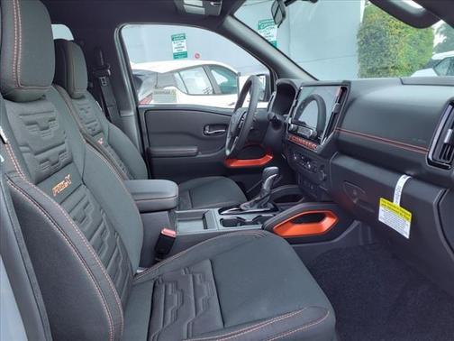 2025 Nissan Frontier PRO-X