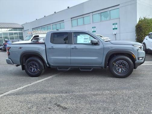 2025 Nissan Frontier PRO-X