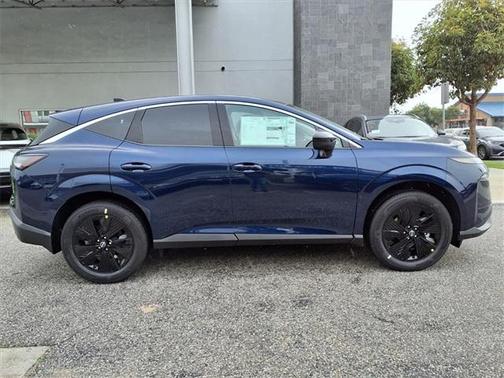 2026 Nissan Murano SV