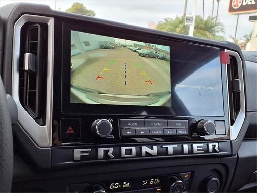 2025 Nissan Frontier SV