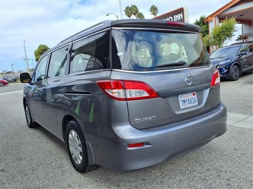 2015 Nissan Quest S