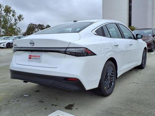 Cloud White 2026 Nissan Sentra SV