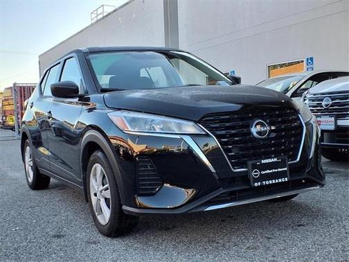 2025 Nissan Kicks Play S