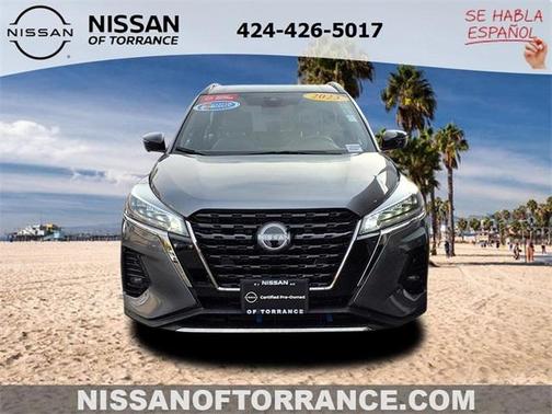 2023 Nissan Kicks SR