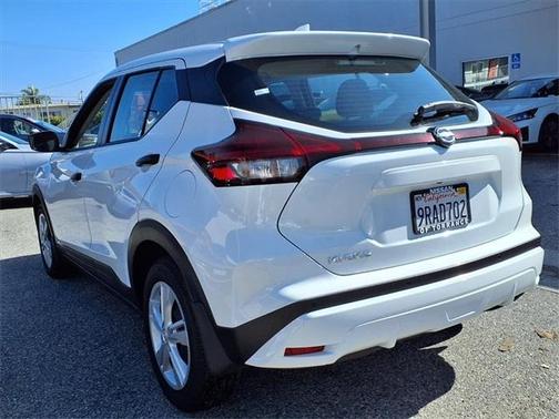 2024 Nissan Kicks S