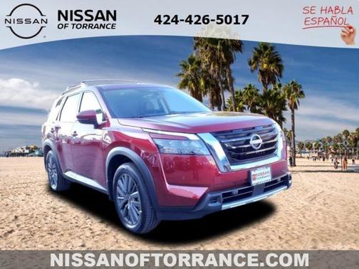 2025 Nissan Pathfinder SL