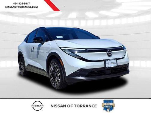 White / Black 2026 Nissan Leaf PLATINUM+