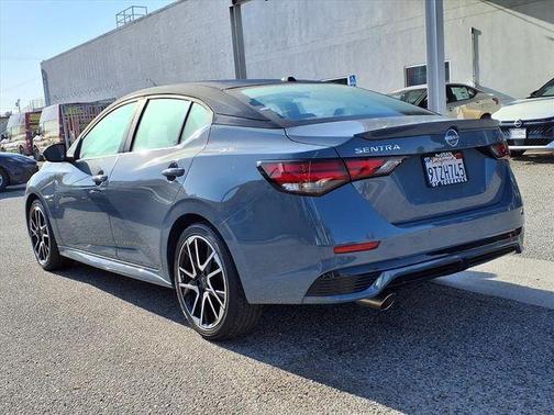 2t Gry Blk Roof 2024 Nissan Sentra SR