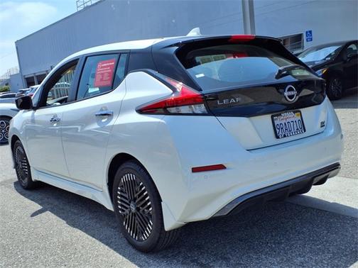 2025 Nissan Leaf SV PLUS