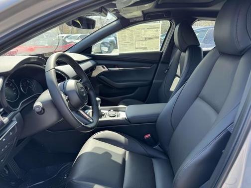 2025 Mazda Mazda3 FWD w/Premium Package