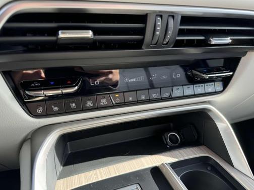 2025 Mazda CX-90 Premium Plus