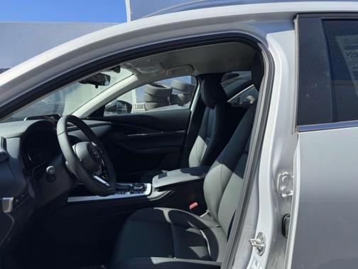 2025 Mazda CX-30 Select