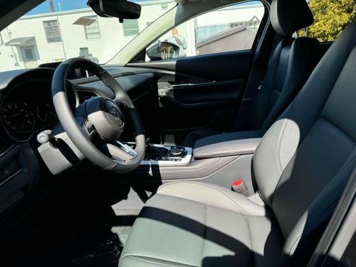 2025 Mazda CX-30 Select