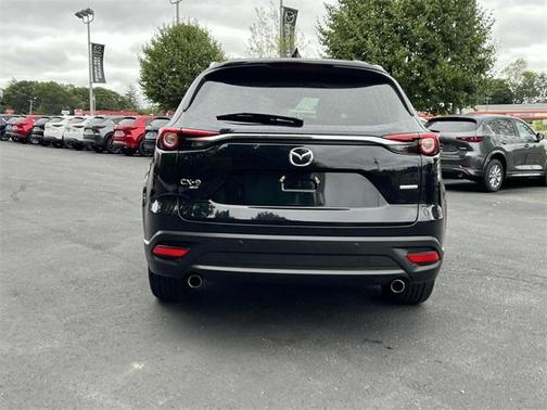 2022 Mazda CX-9 Touring Plus