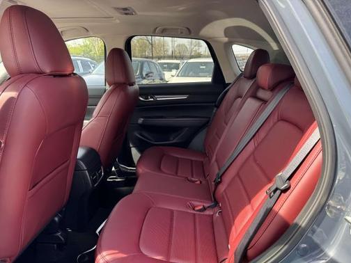 2025 Mazda CX-5 2.5 S Carbon Edition