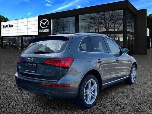 Daytona Gray Pearl Effect 2016 Audi Q5 2.0T Premium Plus