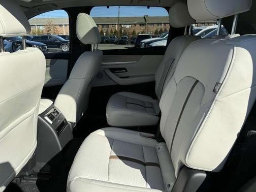 2025 Mazda CX-90 Premium Plus