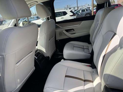 Rhodium White Premium 2026 Mazda CX-90 3.3 Turbo Premium Plus