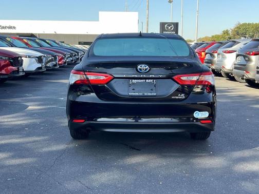2019 Toyota Camry Hybrid LE