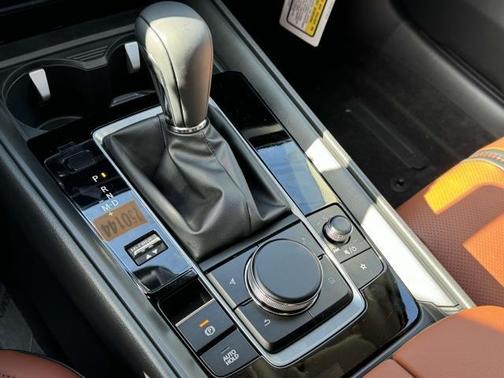 2025 Mazda CX-50 2.5 Turbo Meridian Edition