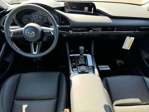 2025 Mazda Mazda3 FWD w/Preferred Package