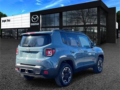 2016 Jeep Renegade Trailhawk