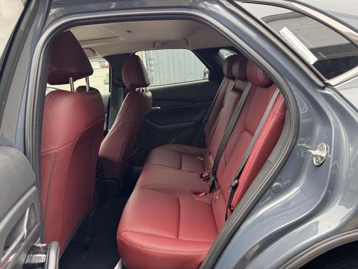 2025 Mazda CX-30 2.5 S Carbon Edition