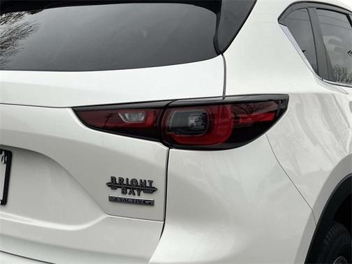 2022 Mazda CX-5 2.5 S Preferred Package