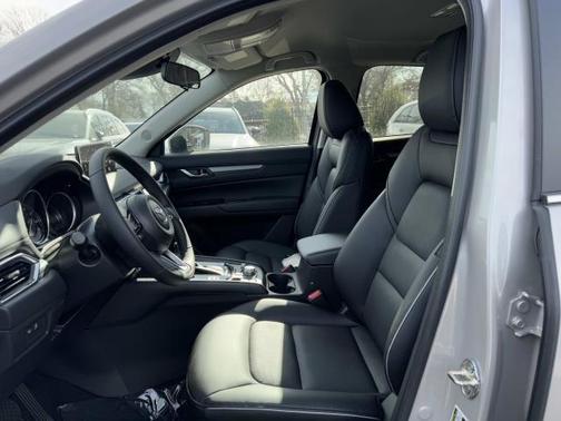 2025 Mazda CX-5 Select