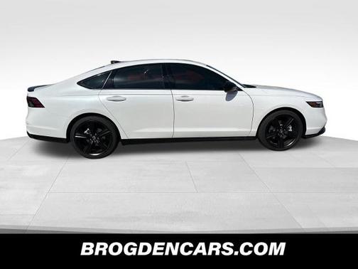 2025 Honda Accord Hybrid Sport-L