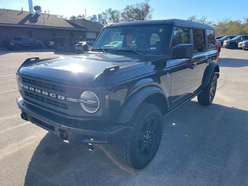 2022 Ford Bronco Black Diamond