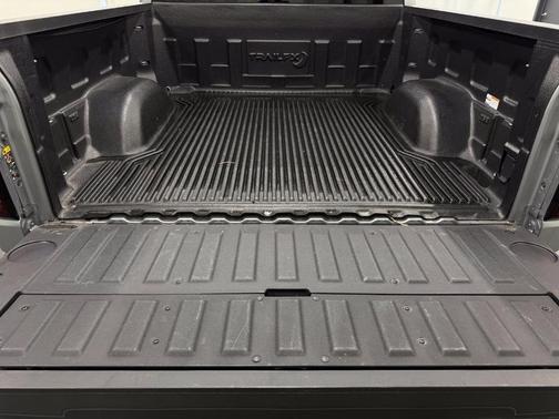 Sterling 2026 GMC Sierra 1500 SLT