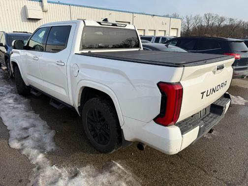 2022 Toyota Tundra SR5
