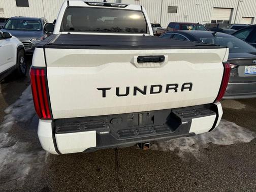 2022 Toyota Tundra SR5