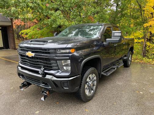 2024 Chevrolet Silverado 2500 Custom