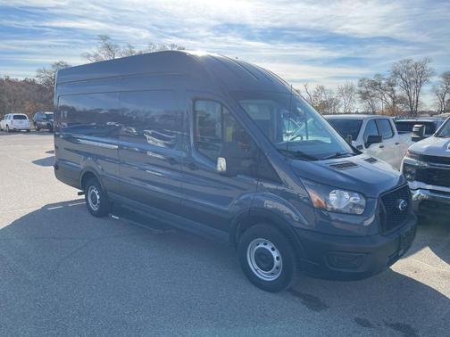 2021 Ford Transit-250 Base