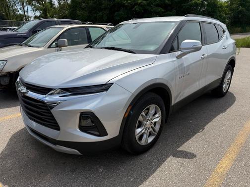 Silver Ice Metallic 2020 Chevrolet Blazer 2LT