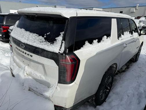 2025 Chevrolet Suburban Z71