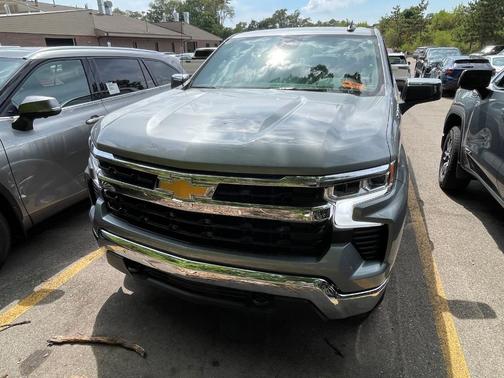 2025 Chevrolet Silverado 1500 LT