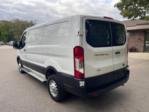 2023 Ford Transit-250 Base