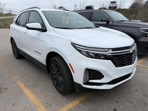 Summit White 2023 Chevrolet Equinox RS