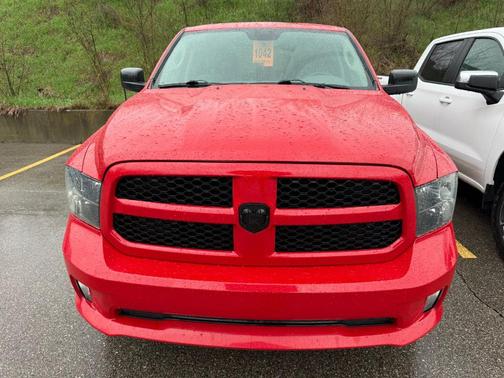 Flame Red Clearcoat 2019 RAM 1500 Classic Express